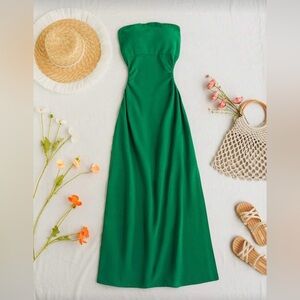 Elegant Green Strapless Maxi Dress